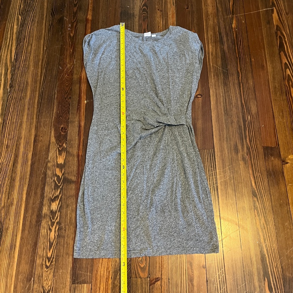 GAP Gray Short Sleeve Casual Knit Dress
